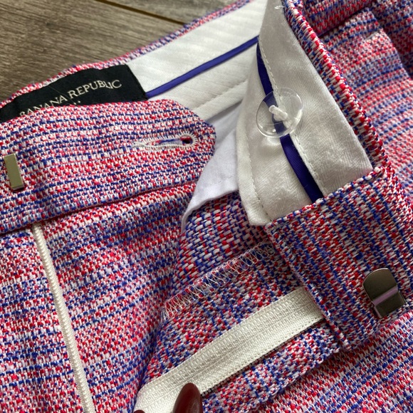 Banana Republic tailored pink and purple tweed shorts. 4.5” inseam high rise - Picture 6 of 13
